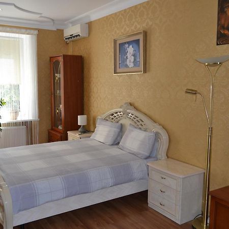 Executive Suite In The Centre เตอร์โนปิล ภายนอก รูปภาพ
